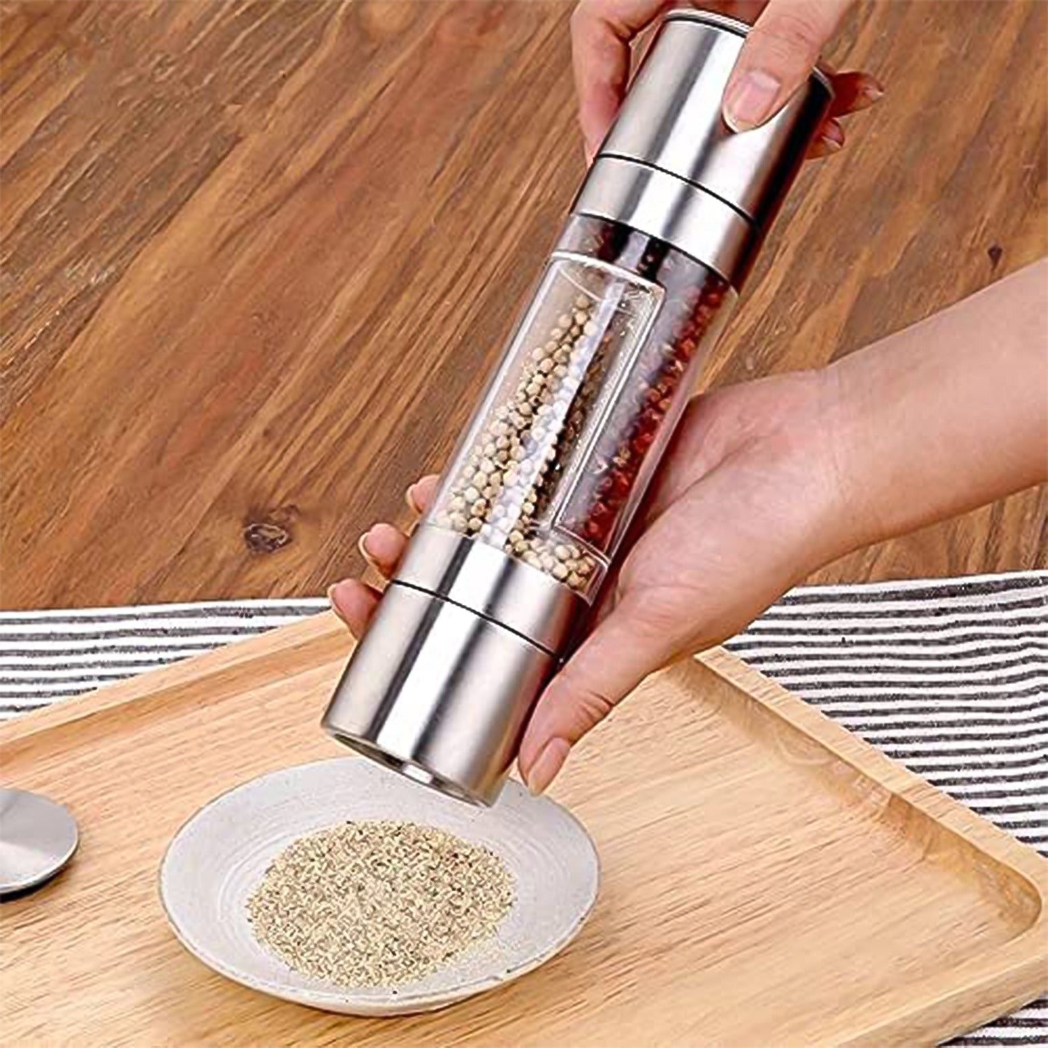 2-in-1 Manual Spice Grinder 2-in-1 Manual Spice Grinder